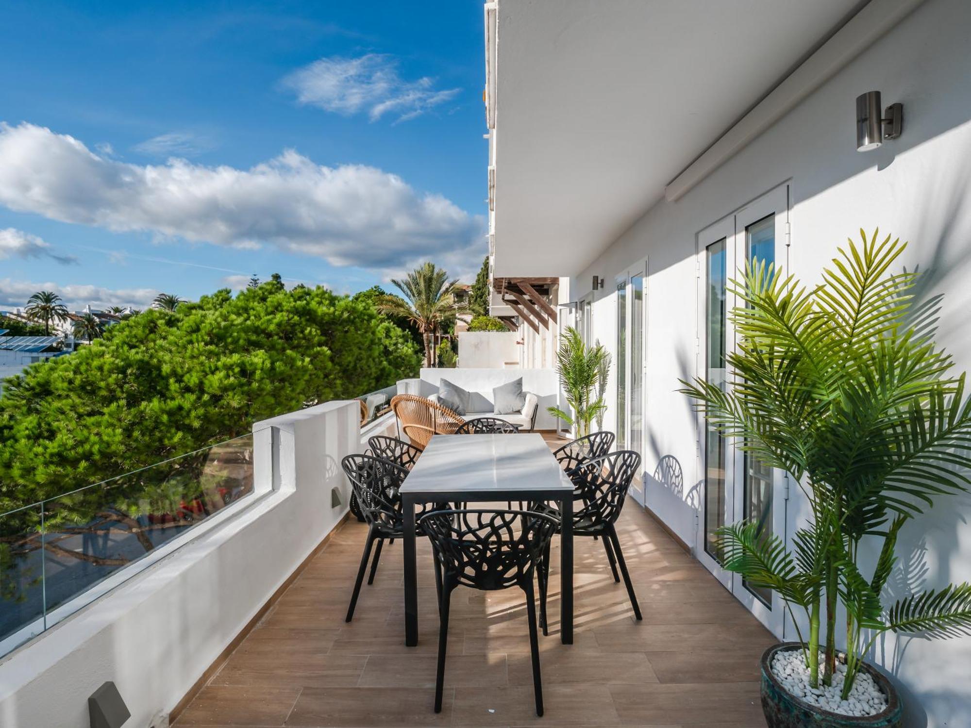 3 Bdrm Stylish Apt W Pool In Puerto Banus มาร์เบยา ภายนอก รูปภาพ