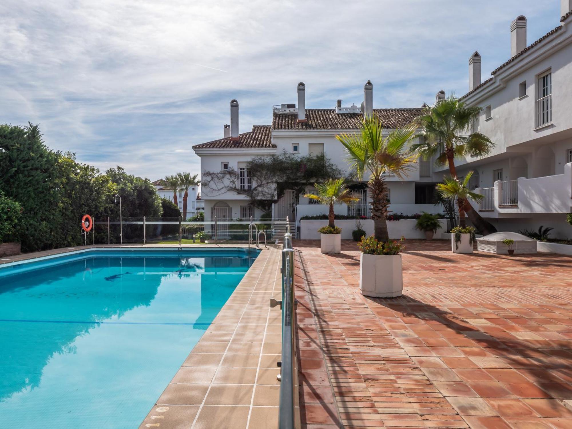 3 Bdrm Stylish Apt W Pool In Puerto Banus มาร์เบยา ภายนอก รูปภาพ